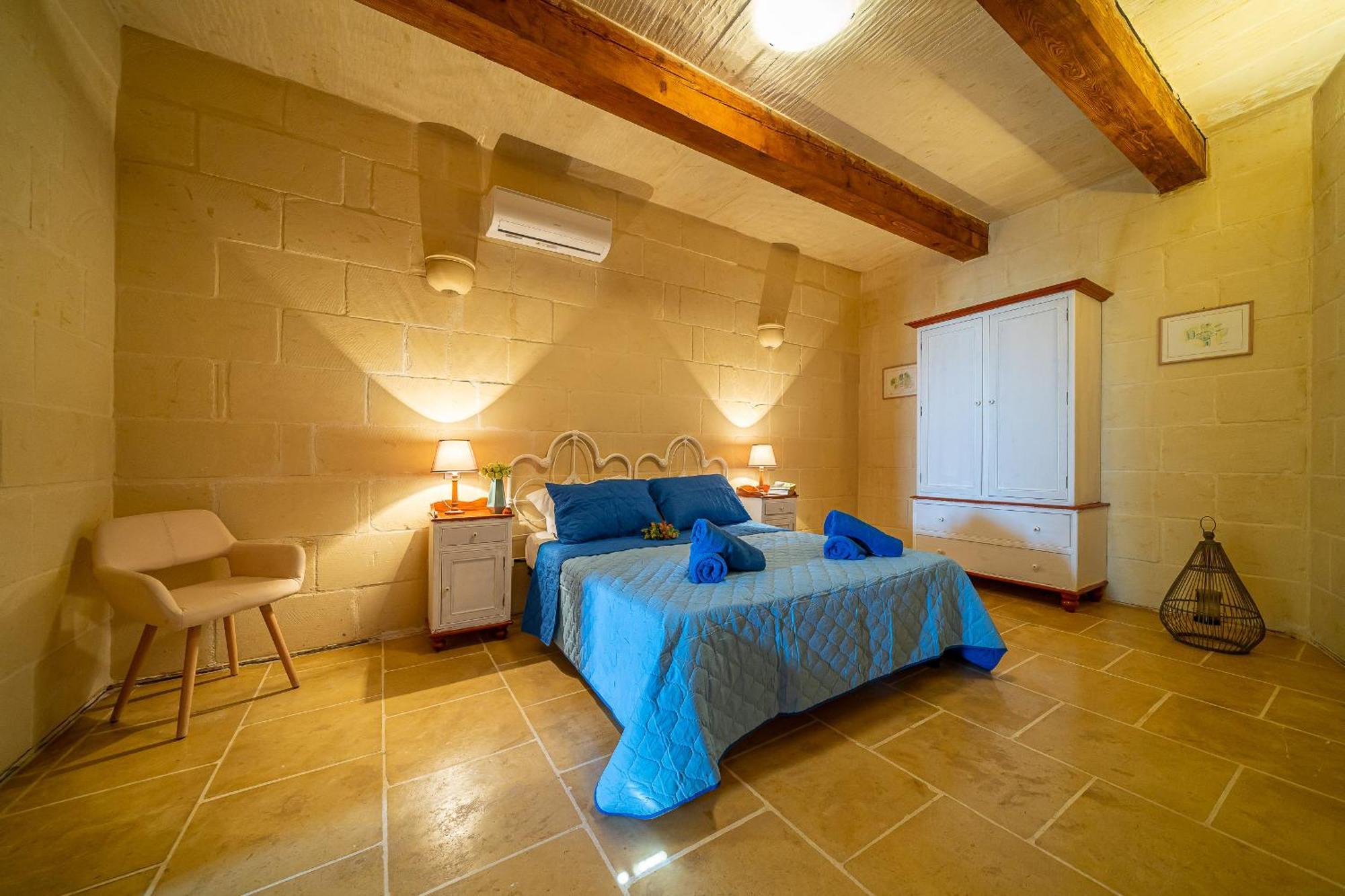 Ta' Matmura Farmhouse Gharb  Bagian luar foto