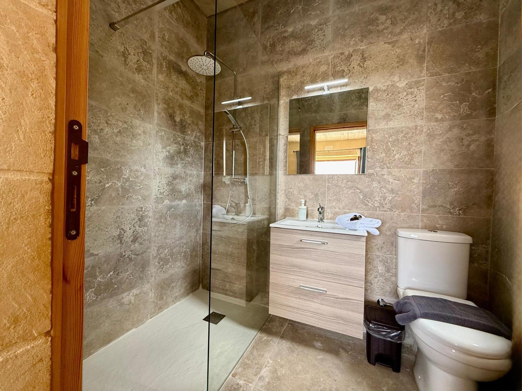 Ta' Matmura Farmhouse Gharb  Bagian luar foto