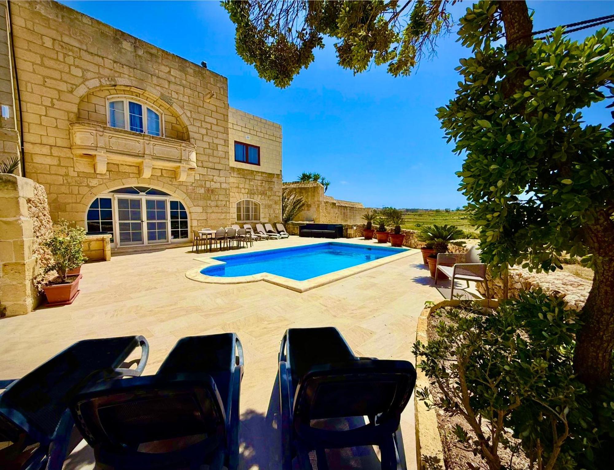 Ta' Matmura Farmhouse Gharb  Bagian luar foto
